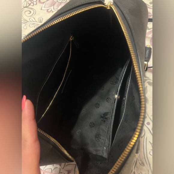 Tory Burch Black Handbag - BRAND NEW - Picture 4 of 7